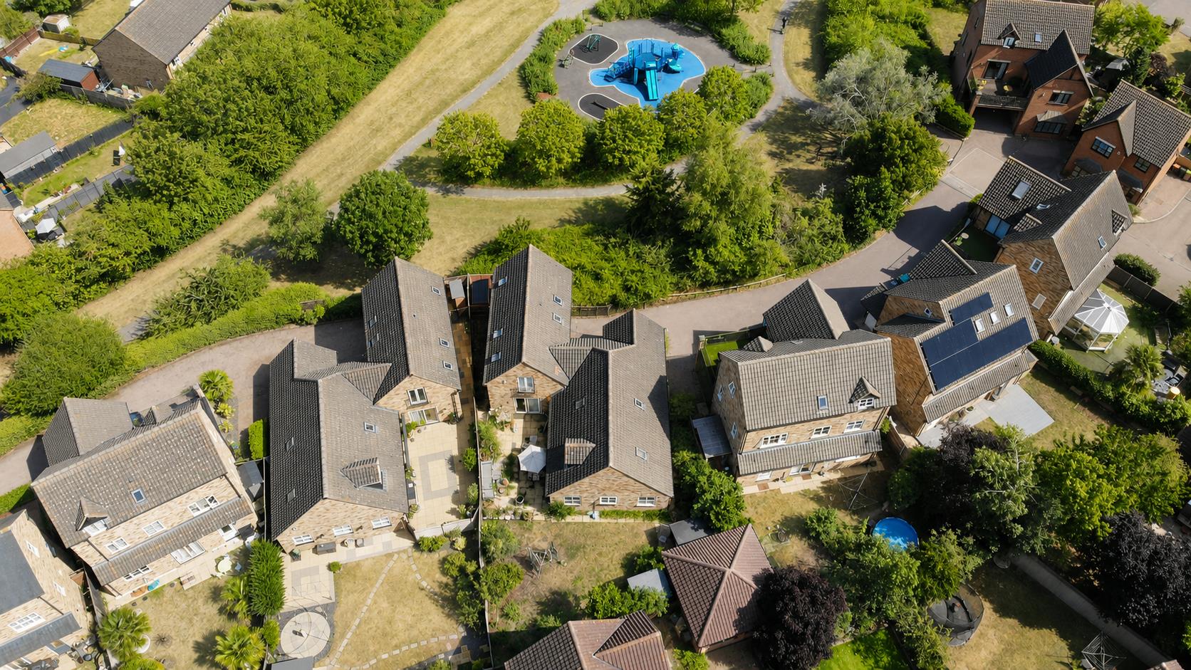 5 bed property in Malton Close, Milton Keynes